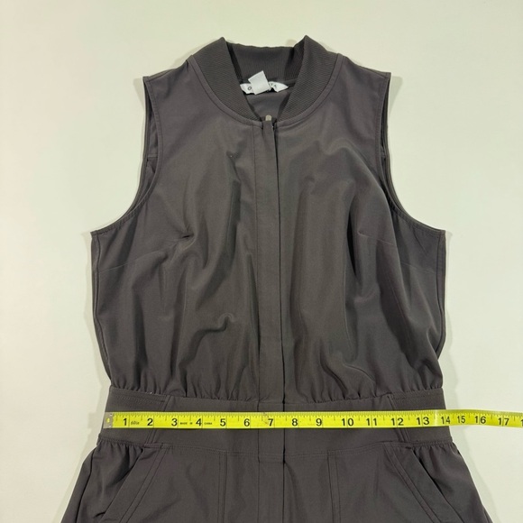 Athleta Brooklyn Utility Jumpsuit Shale Size 4 Athleisure - Picture 11 of 11